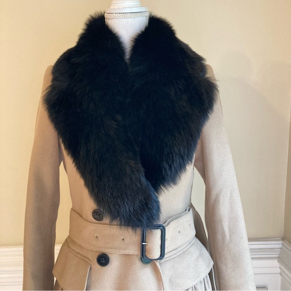 BURBERRY Camel Virgin Wool Cashmere Double Breasted Coat Fox Fur Collar - Picture 4 of 14